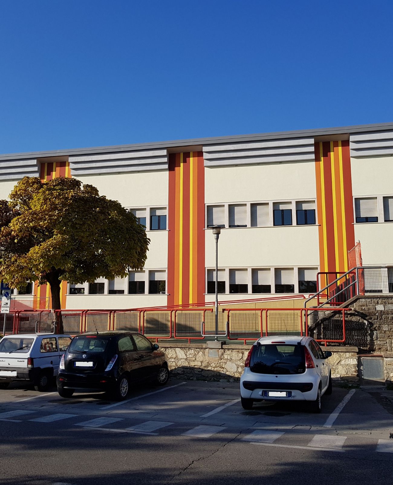 Scuola primaria F. Petrarca di Incisa Valdarno — Incisa Valdarno (FI), Toscana
